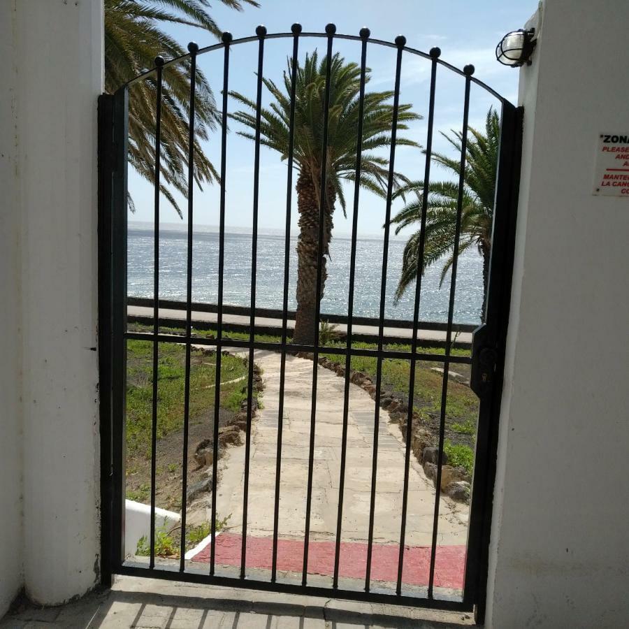Luxury Villa Sea Front Costa Teguise Zewnętrze zdjęcie